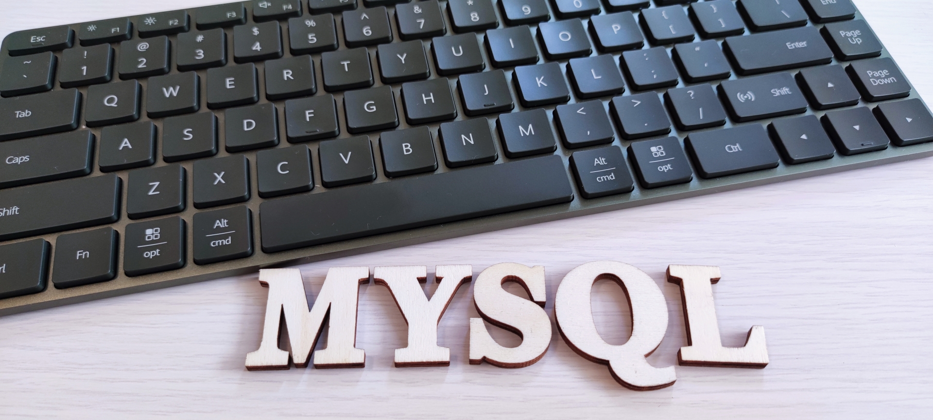 エックスサーバーでMySQLを復元する方法と注意点｜WordPressの記事・設定を戻す手順のトップ画像